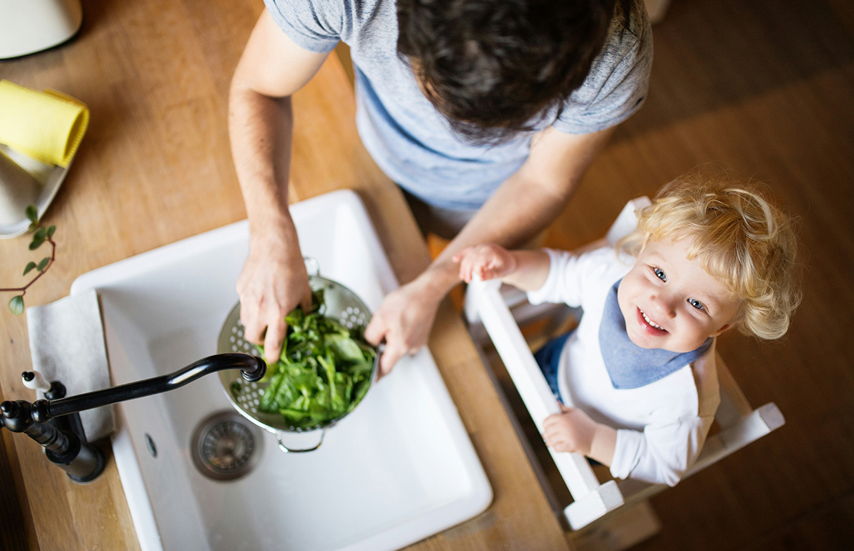 Preparing a salad